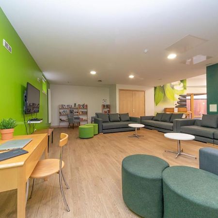 Apartamento Joivy Affordable 3,4,5 And 12 Bed Private Flats Next To Royal Mile (Adults Only) Edimburgo Exterior foto