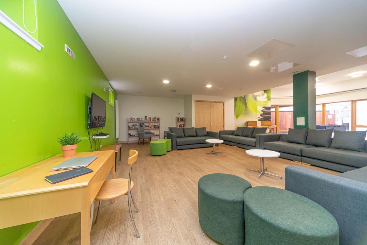 Apartamento Joivy Affordable 3,4,5 And 12 Bed Private Flats Next To Royal Mile (Adults Only) Edimburgo Exterior foto