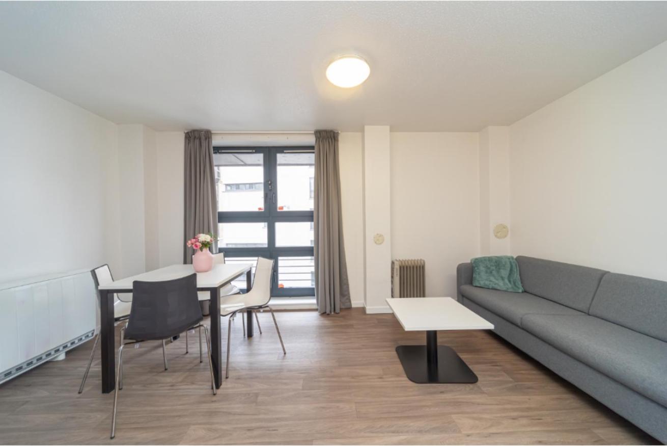 Apartamento Joivy Affordable 3,4,5 And 12 Bed Private Flats Next To Royal Mile (Adults Only) Edimburgo Exterior foto